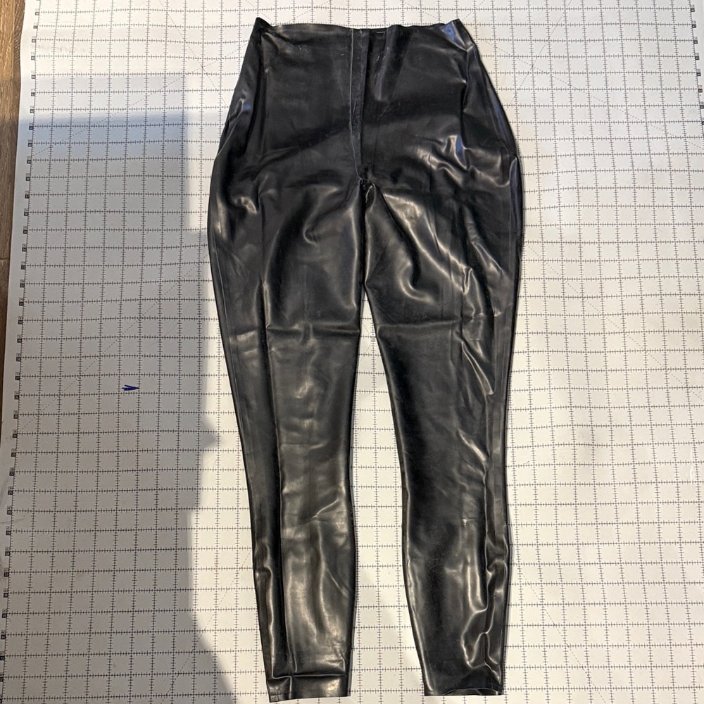 LIBIDEX black latex pants